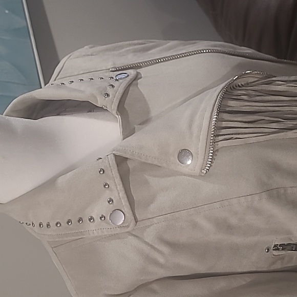 MANGO NEW CROPPED FRINGED STUDDED SUEDE JACKET MEDIUM - Picture 11 of 12